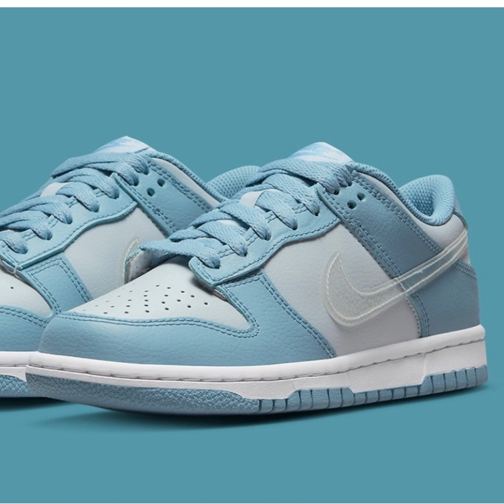 Nike Dunk Low GS Clear Blue Swoosh 4Y